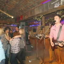 20. Laterndl Pub - Finkenberg - Osterhasenparty der LJ Finkenberg _86